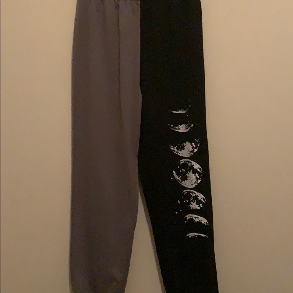 TWO TONED JOGGERS